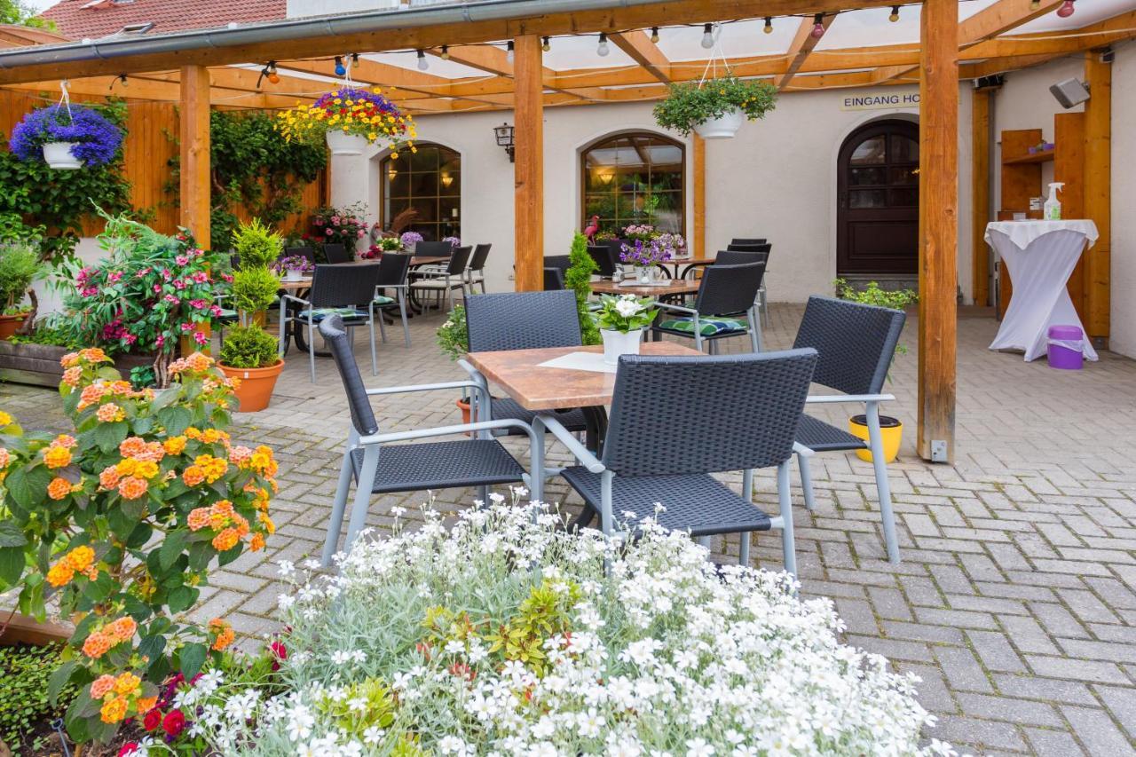 Hotel & Ferienwohnungen Bohlenblick Saalfeld Saale Bagian luar foto