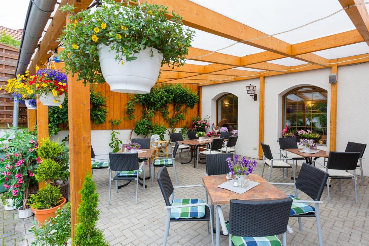 Hotel & Ferienwohnungen Bohlenblick Saalfeld Saale Bagian luar foto