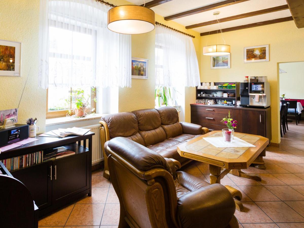 Hotel & Ferienwohnungen Bohlenblick Saalfeld Saale Bagian luar foto