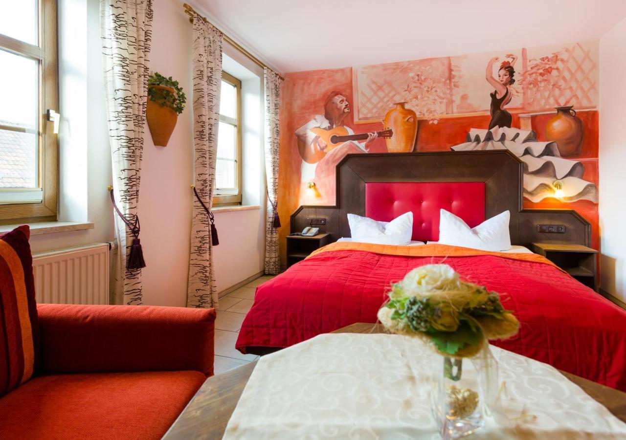 Hotel & Ferienwohnungen Bohlenblick Saalfeld Saale Bagian luar foto