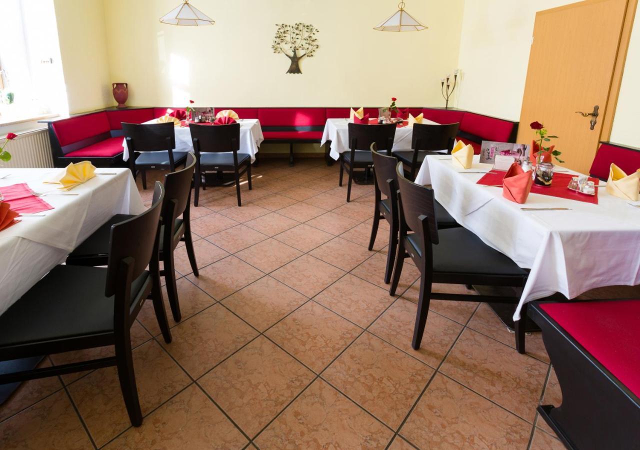 Hotel & Ferienwohnungen Bohlenblick Saalfeld Saale Bagian luar foto